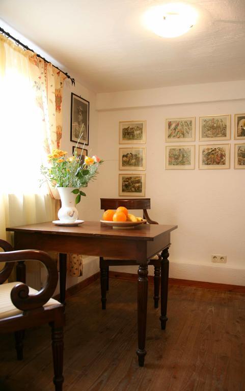 Gaestehaus Cheval Blanc Lorch am Rhein Bilik gambar