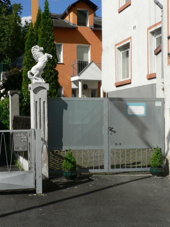 Gaestehaus Cheval Blanc Lorch am Rhein Luaran gambar